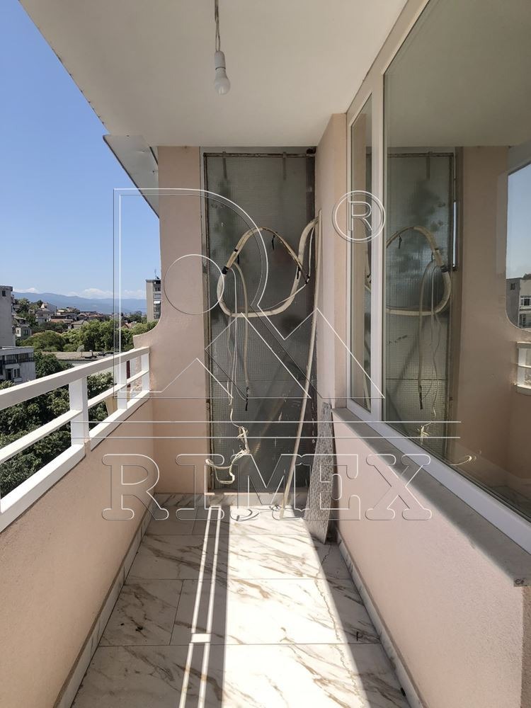 En venta  2 dormitorios Plovdiv , Tsentar , 160 metros cuadrados | 25759866 - imagen [4]