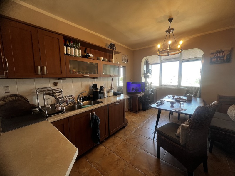 À vendre  2 chambres Sofia , Lyulin 10 , 93 m² | 80736488