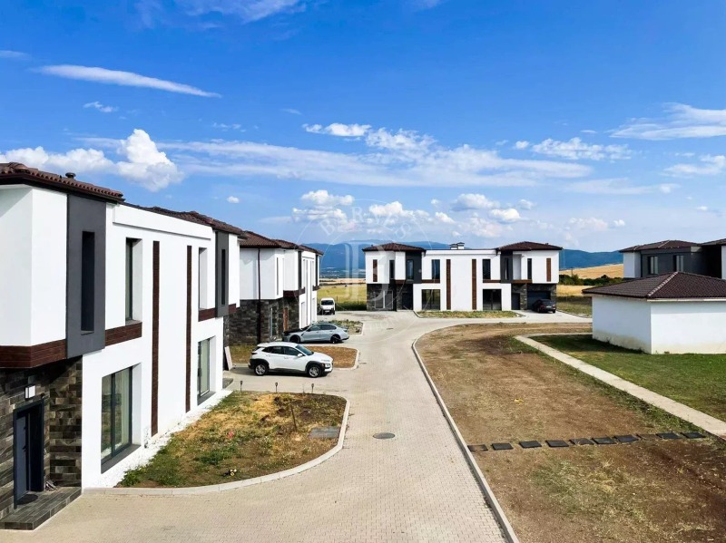 En venta  Casa región Sofia , Pozharevo , 200 metros cuadrados | 83888163 - imagen [3]