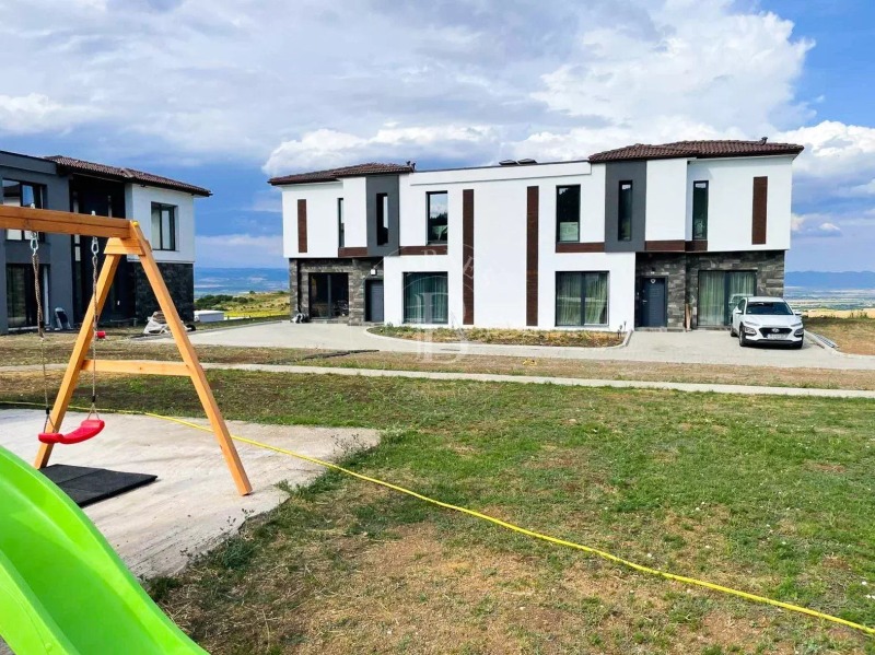 En venta  Casa región Sofia , Pozharevo , 200 metros cuadrados | 83888163 - imagen [10]