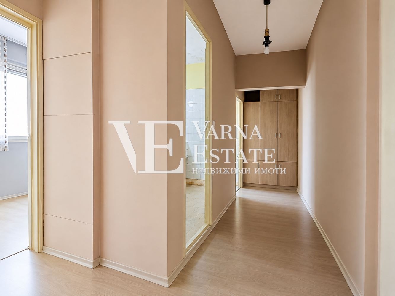 Продава 3-СТАЕН, гр. Варна, Лятно кино Тракия, снимка 10 - Апартаменти - 55750185