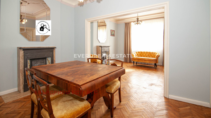 Продаја  2 спаваће собе Софија , Докторски паметник , 96 м2 | 95143924