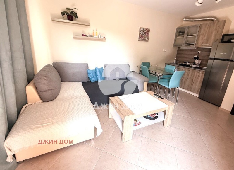 À venda  2 quartos região Burgas , k.k. Slantchev briag , 68 m² | 34771539