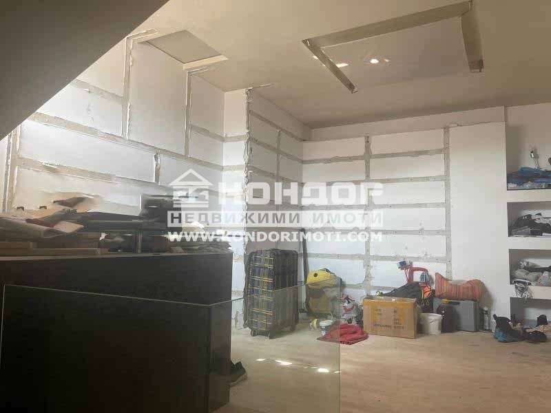 Myytävänä  Pienhuoneisto Plovdiv , Tsentar , 195 neliömetriä | 39132045 - kuva [15]