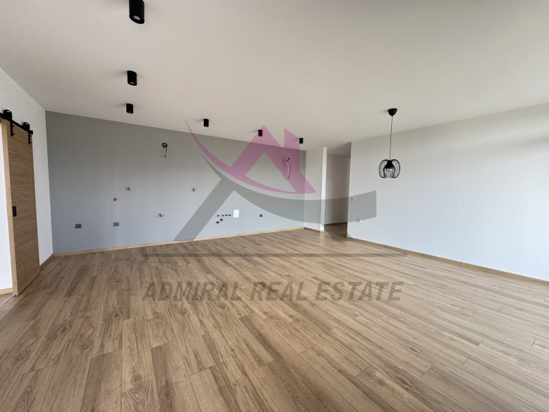 À venda  Casa região Dobrich , Obrotchichtche , 150 m² | 96984400 - imagem [8]