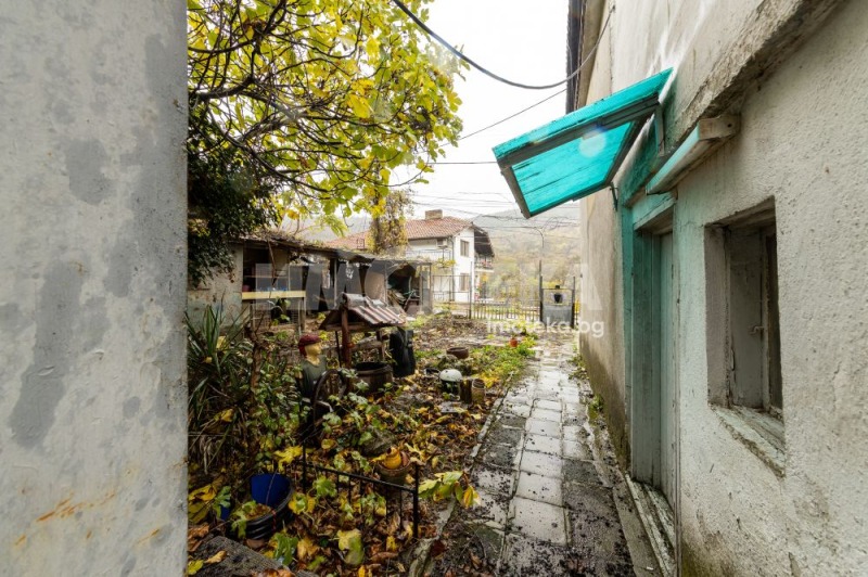 Продава КЪЩА, гр. Балчик, област Добрич, снимка 16 - Къщи - 52442486