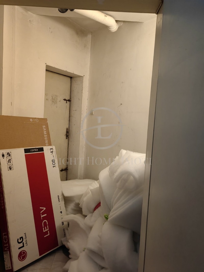 Продается  Магазин Пловдив , Прослав , 208 кв.м | 73193126 - изображение [8]