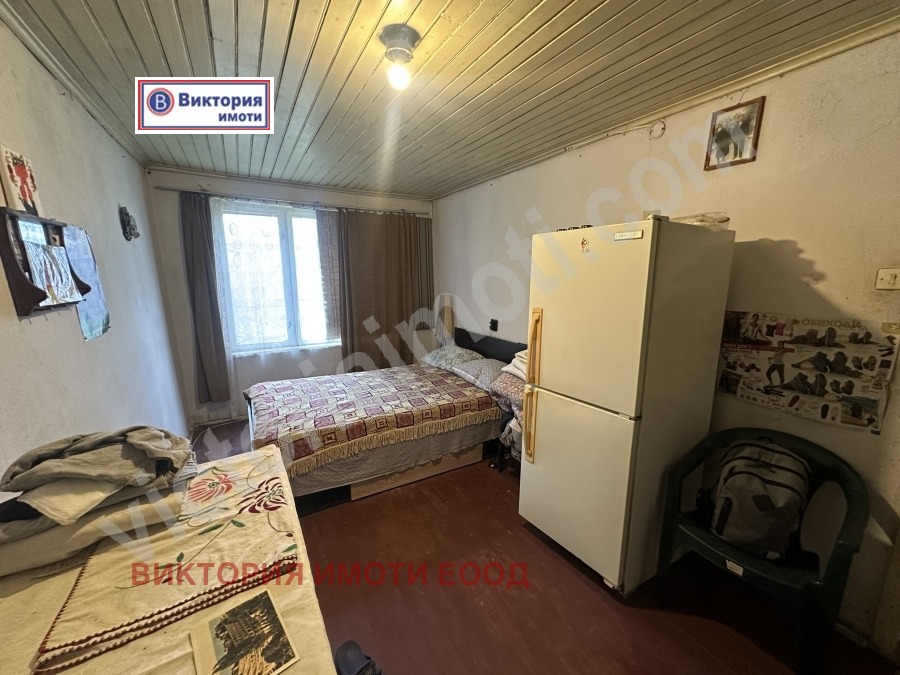 Продава КЪЩА, с. Ресен, област Велико Търново, снимка 2 - Къщи - 49836452