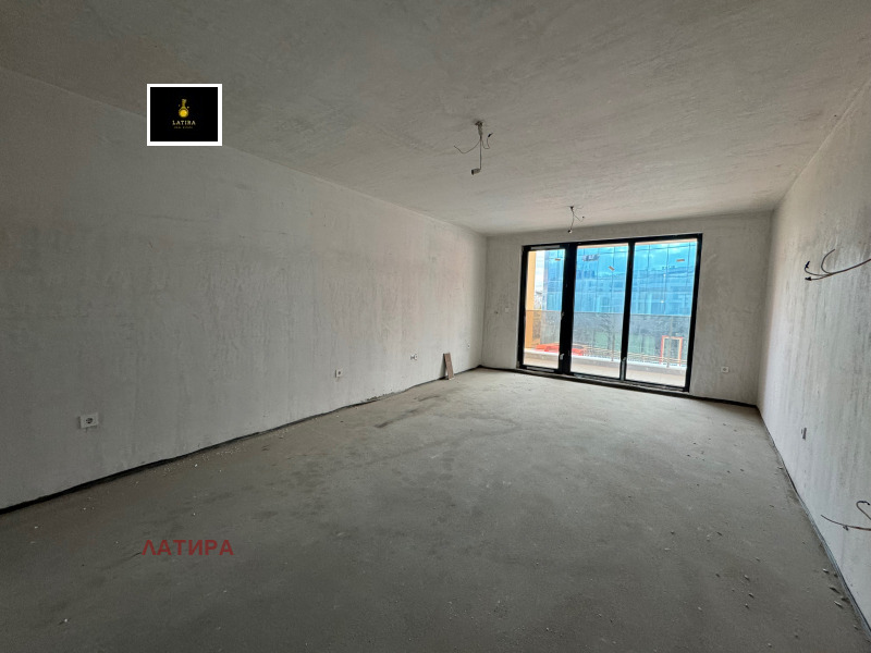 Продава 3-СТАЕН в град София, Студентски град - 105 кв.м / 288 751 € » 564 747.87 лв., ЛАТИРА