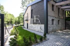 Hus Bojana, Sofia 9