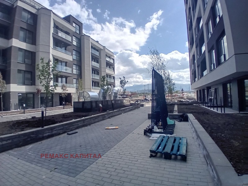 Продава  3-стаен град София , Банишора , 102 кв.м | 72328019 - изображение [4]