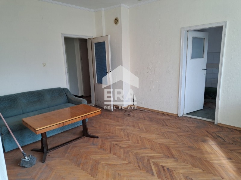Продава 3-СТАЕН, гр. Димитровград, област Хасково, снимка 2 - Апартаменти - 55847948