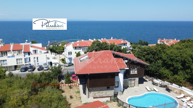 Продава  Къща област Бургас , гр. Созопол , 445 кв.м | 76042616