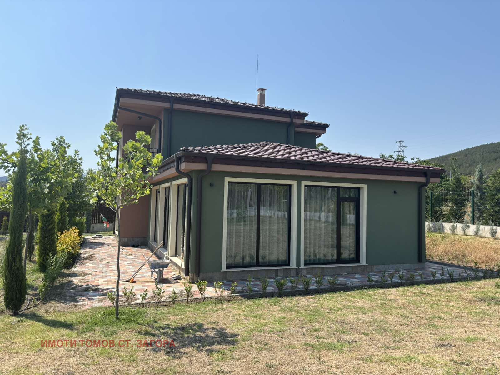 Продава КЪЩА, гр. Стара Загора, м-т Беш Бунар, снимка 2 - Къщи - 50964685
