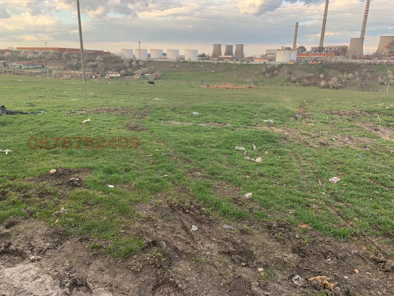 Продава ПАРЦЕЛ в град Русе, Захарна фабрика - 26303 кв.м / 1 183 635 € » 2 314 988.84 лв.