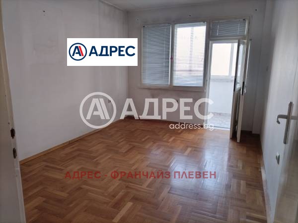 Продава 3-СТАЕН, гр. Плевен, Идеален център, снимка 3 - Aпартаменти - 48978253