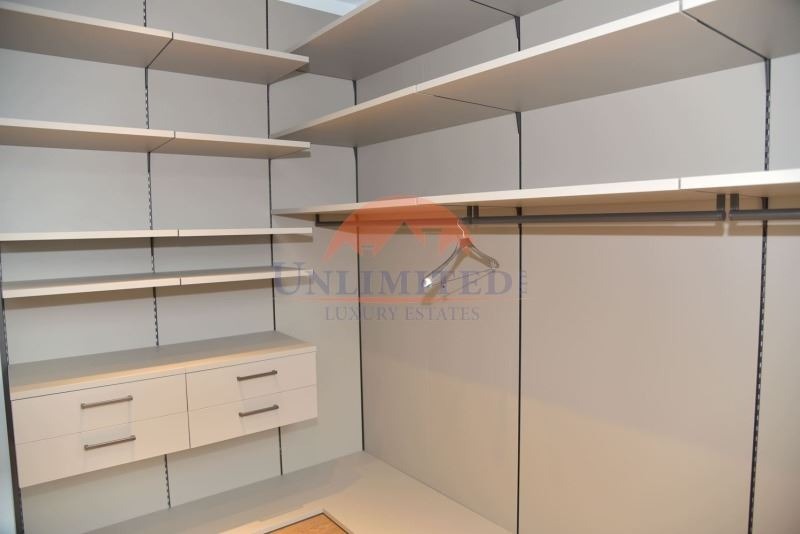 In vendita  3 camere da letto Sofia , Izgrev , 207 mq | 81687971 - Immagine [16]