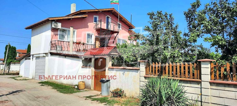 Продава  Къща област Добрич , с. Соколово , 194 кв.м | 14502084