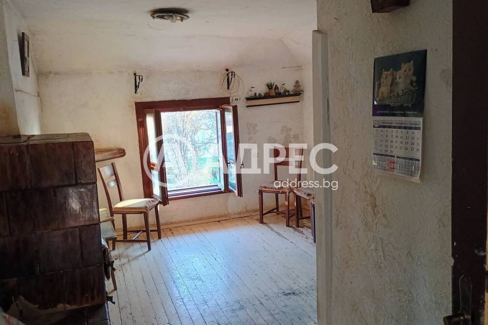 Продава ЕТАЖ ОТ КЪЩА, гр. София, Карпузица