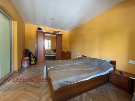 2 camere da letto Iztok, Sofia 11