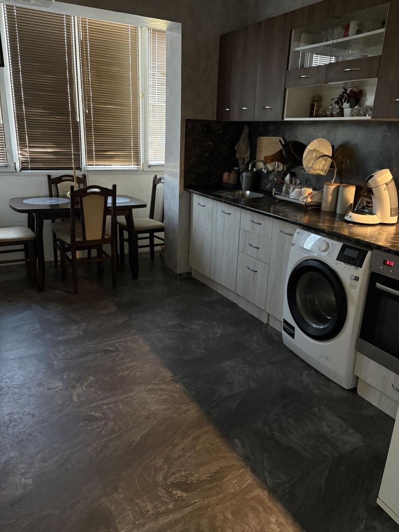 Продава  2-стаен град Враца , Център , 65 кв.м | 29213447