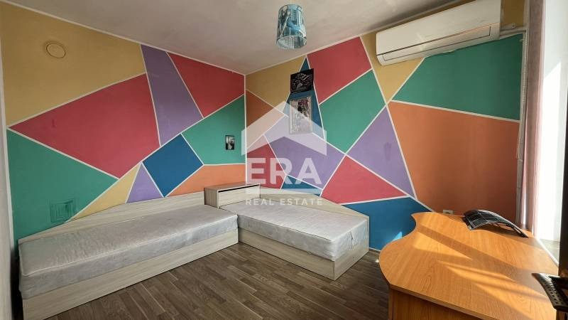 Продава  3-стаен град Търговище , Вароша , 75 кв.м | 51984479