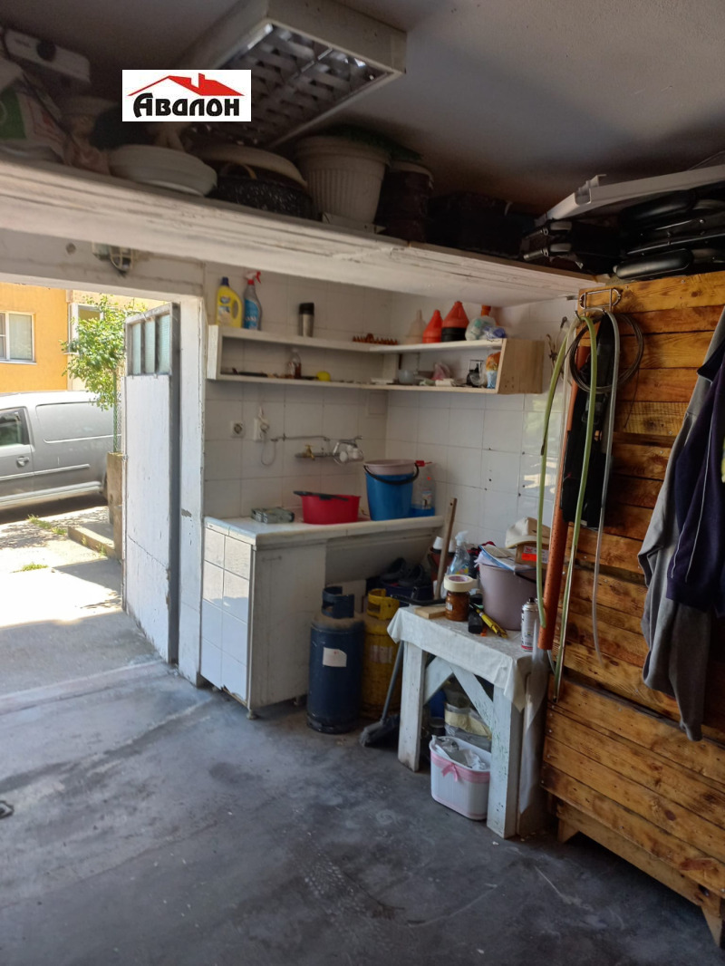Myytävänä  Autotalli Ruse , Družba 1 , 24 neliömetriä | 69870757 - kuva [6]