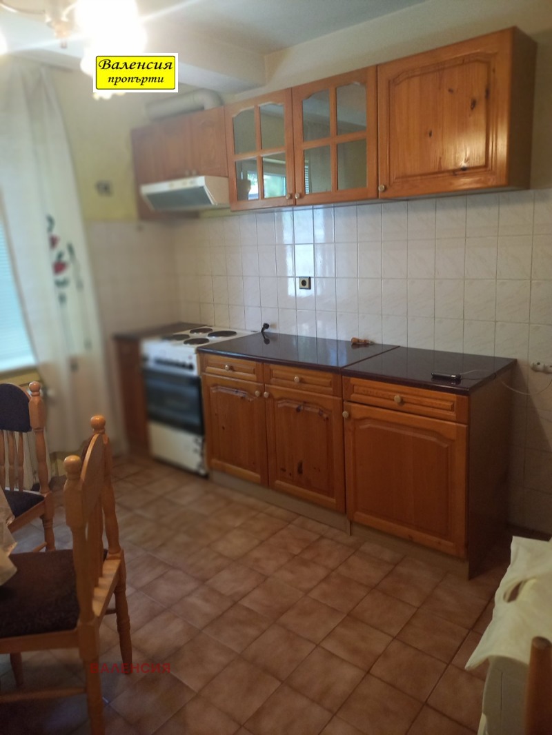 Продава 3-СТАЕН в град Враца, Център - 82 кв.м / 158 500.48 € » 310 000 лв., ВАЛЕНСИЯ