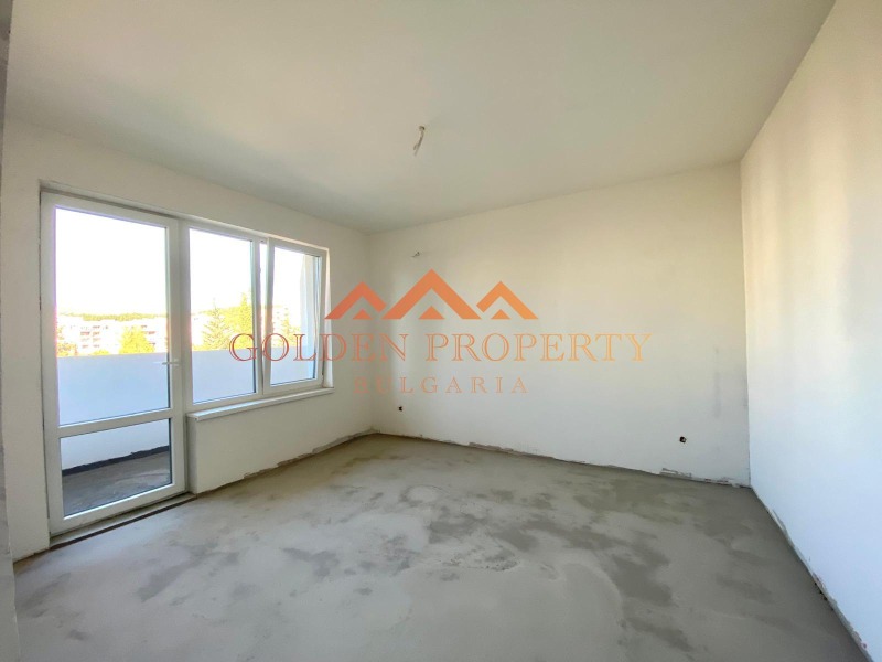 Продава 3-СТАЕН, гр. Перник, Изток, снимка 2 - Апартаменти - 53571172