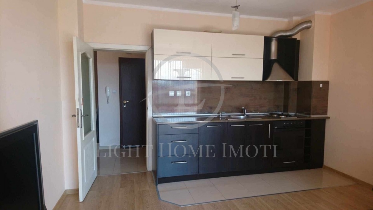 Продава 2-СТАЕН, гр. Пловдив, Кючук Париж, снимка 2 - Апартаменти - 54684655