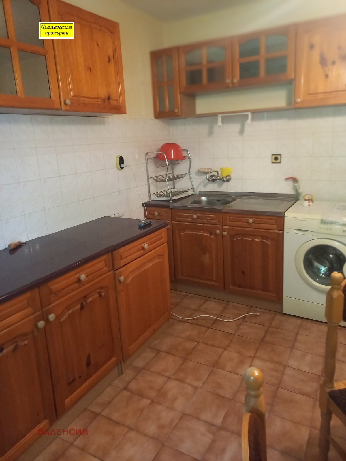 Продава 3-СТАЕН, гр. Враца, Център, снимка 2 - Апартаменти - 50736572