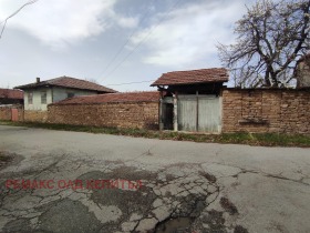 Продава къща област Габрово с. Косарка - [1] 