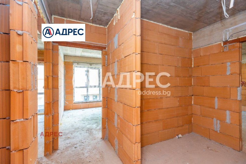 À venda  2 quartos Varna , k.k. Sv.Sv. Konstantin i Elena , 94 m² | 32687411 - imagem [6]