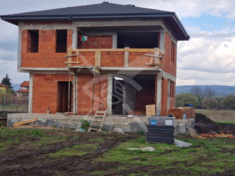 Продава  Къща, област София, гр. Костинброд •  351 200 EUR • ID 86790623 — holmes.bg - [1] 