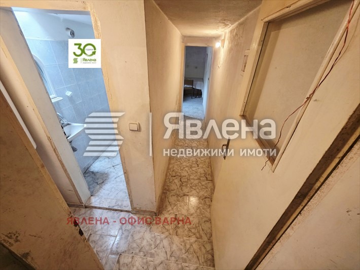 Продава КЪЩА, с. Осеново, област Варна, снимка 15 - Къщи - 54152820
