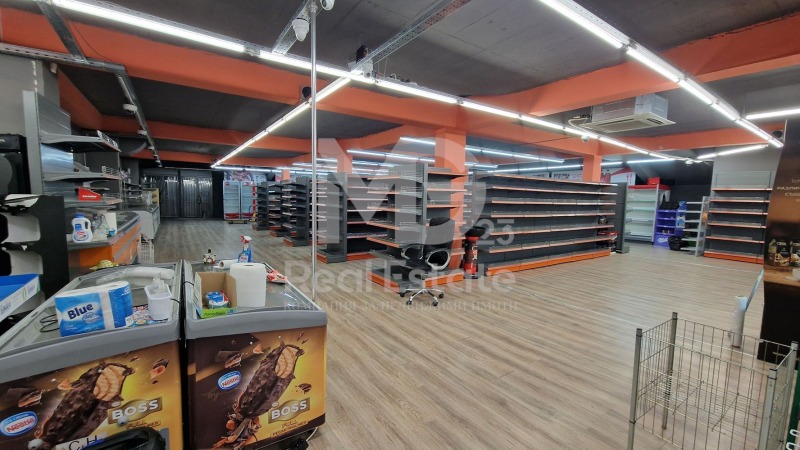 Eladó  Üzlet Plovdiv , Kjucsuk Parizs , 580 négyzetméter | 92660122 - kép [4]