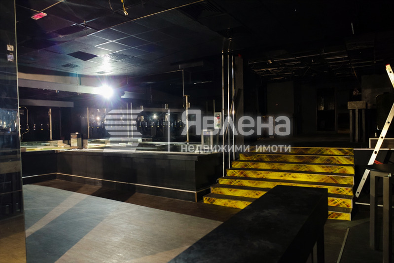 Продава ЗАВЕДЕНИЕ, гр. Пловдив, Център, снимка 4 - Заведения - 54417212