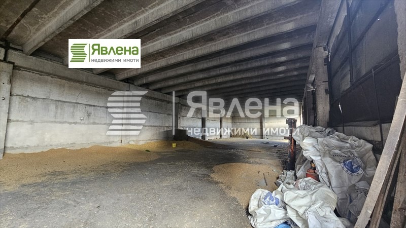 Продава СКЛАД, с. Алдомировци, област София област, снимка 3 - Складове - 49380384