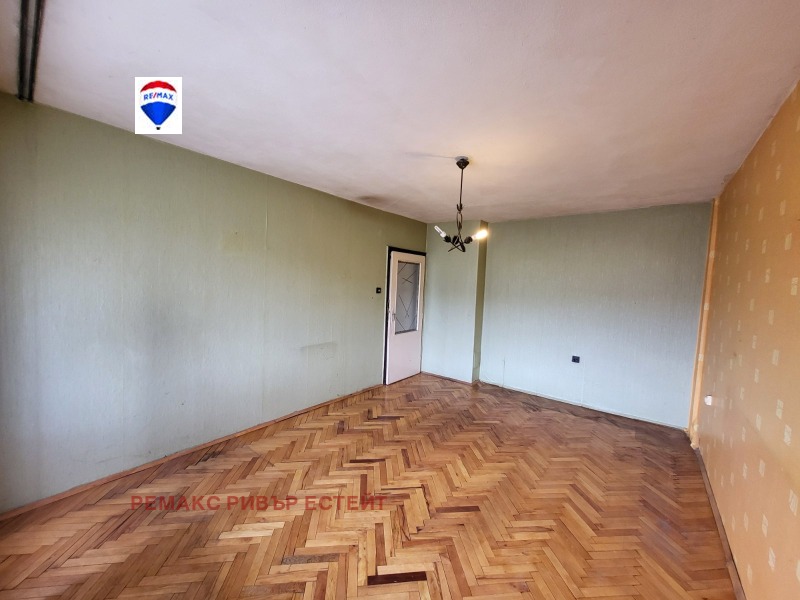 Na prodej  1 ložnice Ruse , Zdravec Iztok , 61 m2 | 68035127 - obraz [2]