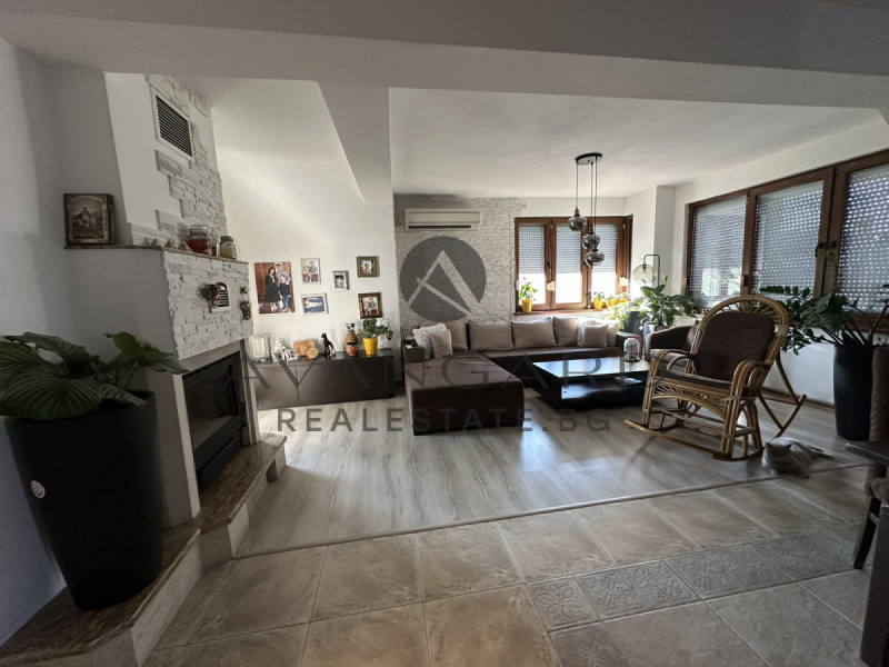 Продава  Мезонет град Пловдив , Център , 149 кв.м | 87154982 - изображение [2]