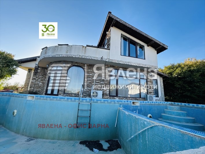 Продава КЪЩА, с. Осеново, област Варна, снимка 3 - Къщи - 47709850