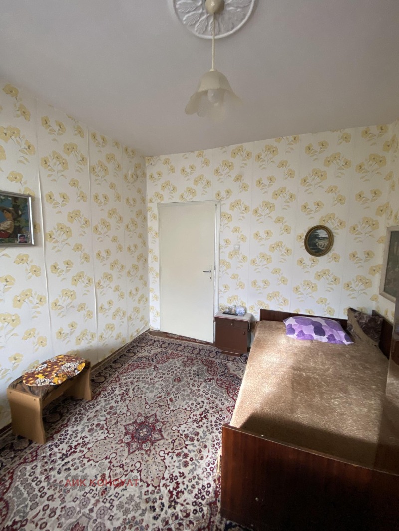 Продава  Къща град Търговище , Запад 1 , 240 кв.м | 36678882 - изображение [9]