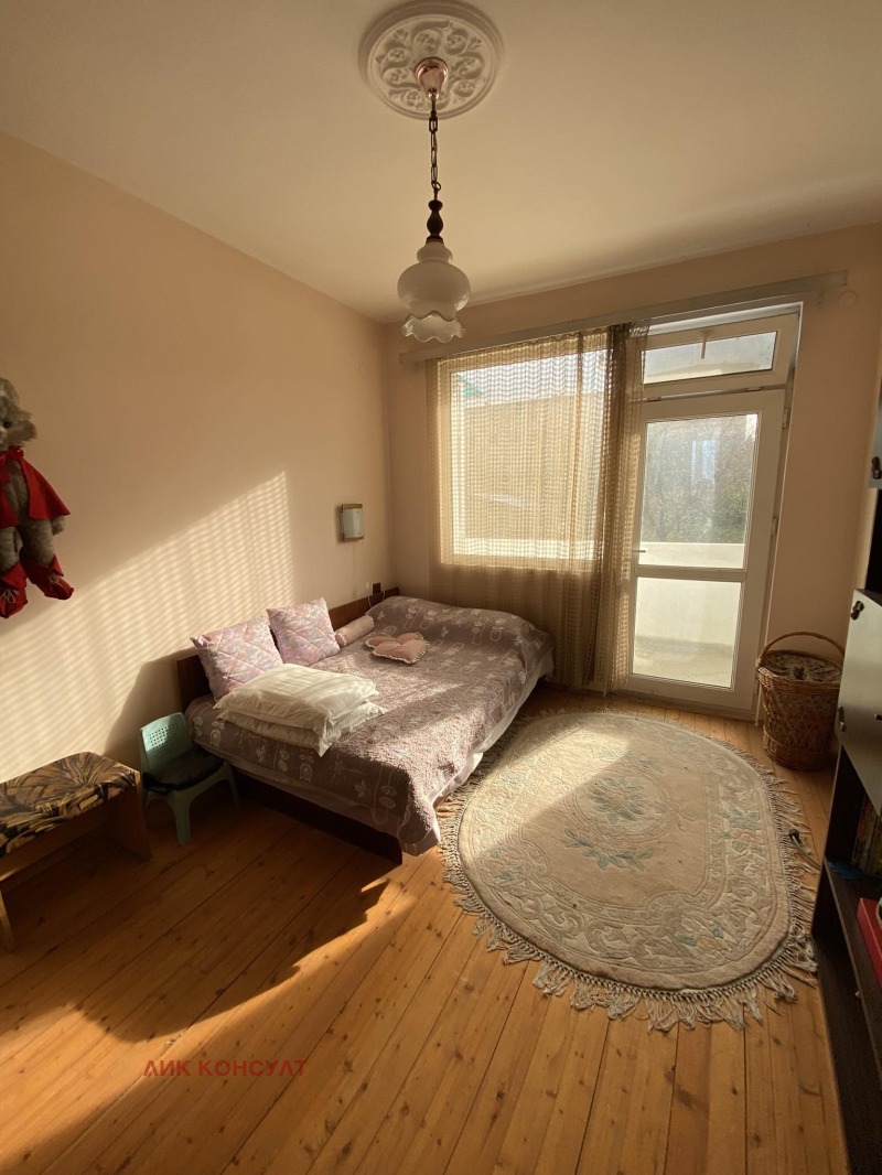 Продава  Къща град Търговище , Запад 1 , 240 кв.м | 36678882 - изображение [8]