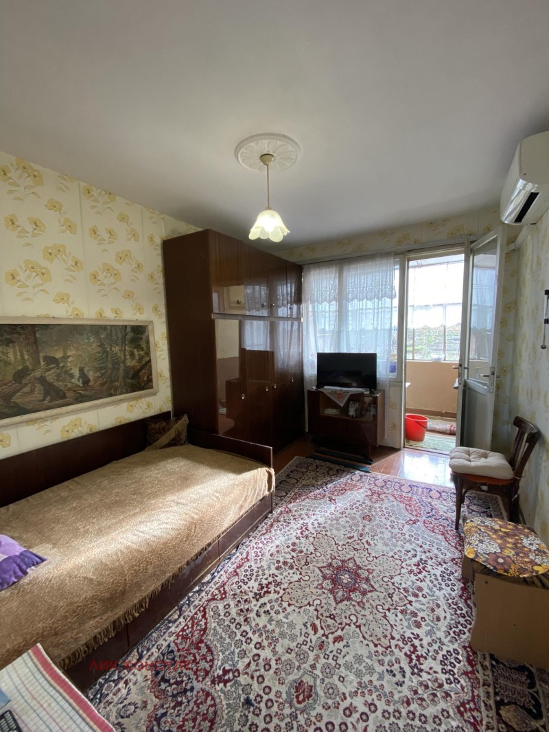 Продава  Къща град Търговище , Запад 1 , 240 кв.м | 36678882 - изображение [6]