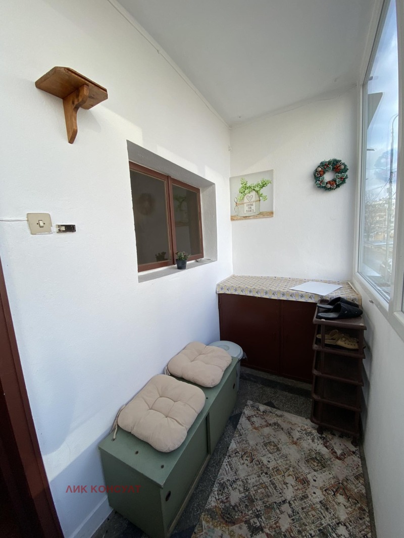Продава  Къща град Търговище , Запад 1 , 240 кв.м | 36678882 - изображение [12]