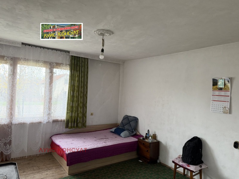 Продава КЪЩА, с. Медковец, област Монтана, снимка 12 - Къщи - 52650119