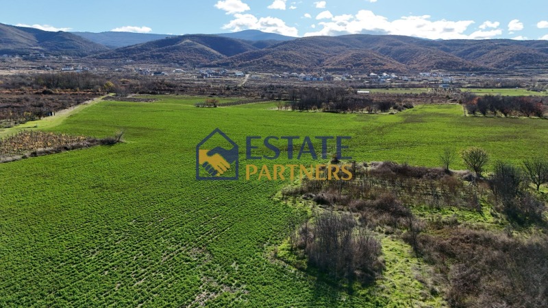 Продава ПАРЦЕЛ, с. Първенец, област Пловдив