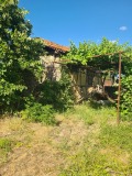 Продава КЪЩА, област София, с. Петрич • 36000 € • 90422330 — Holmes.bg