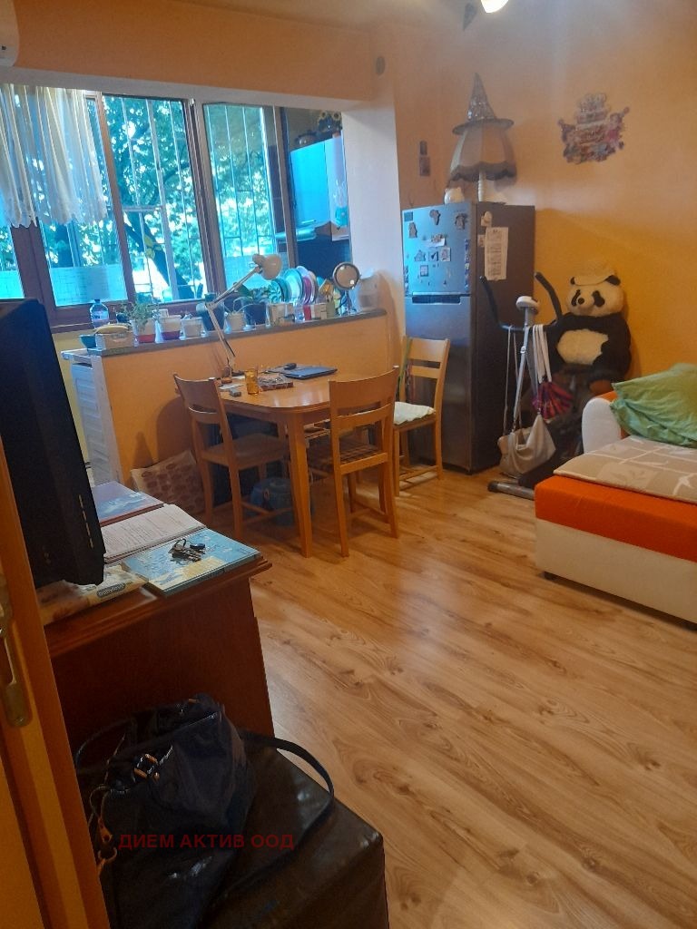 For Sale  1 bedroom Sofia , Nadezhda 2 , 52 sq.m | 37228103