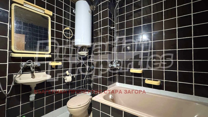 Продава  3-стаен град Стара Загора , Три чучура - център , 77 кв.м | 48911376 - изображение [13]